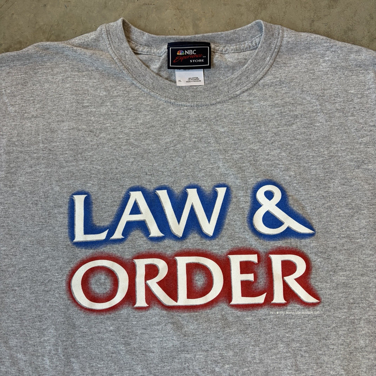 Vintage 2001 Law & Order NBC Experience TV Promo T Shirt Olivia Benson Size XL gallery
