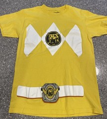 Mighty Morphin Power Rangers Yellow Ranger 2014 T-Shirt Size Small *See Pics*