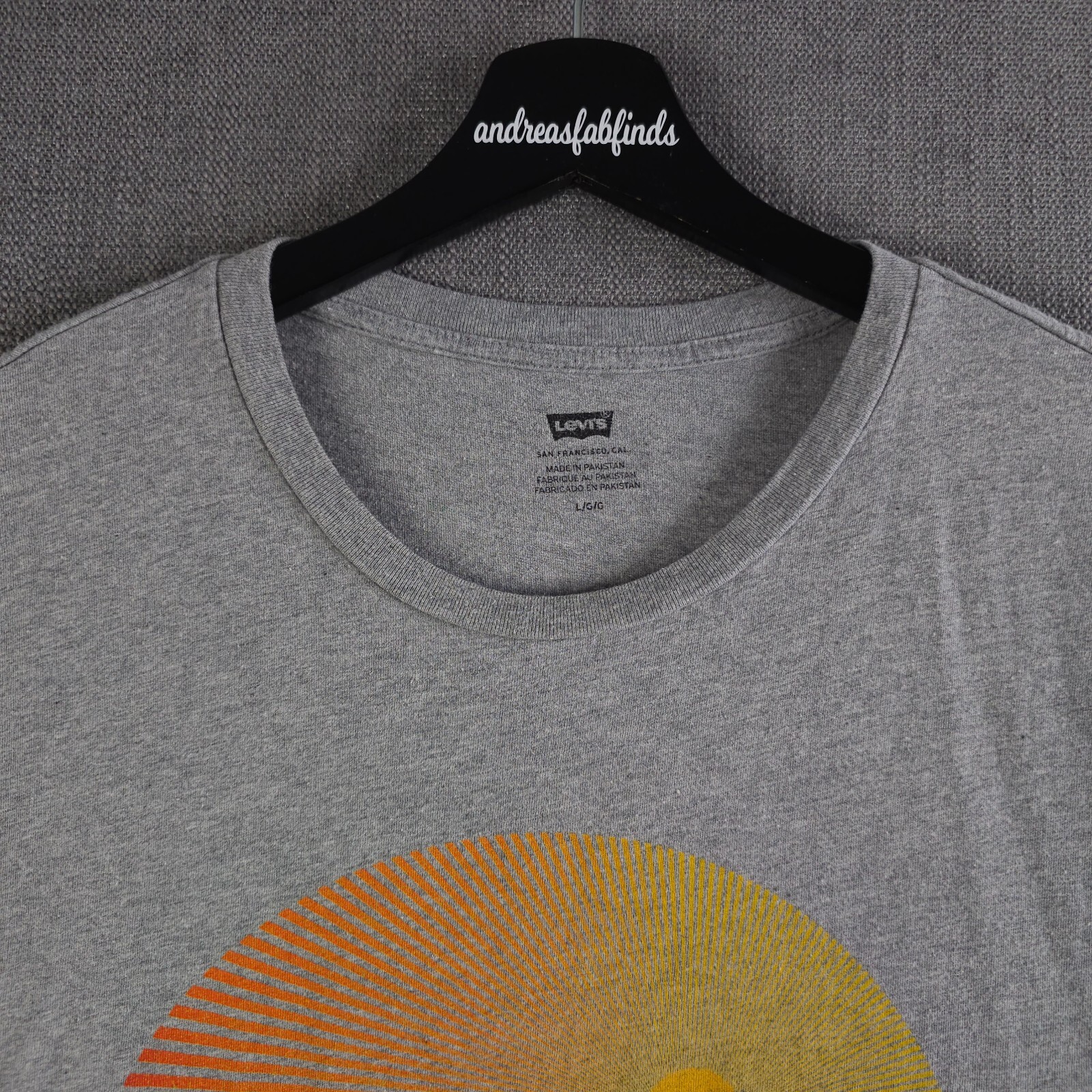 Levis Shirt Mens Large Gray Sunset Mountains Short Sleeve Crew Neck Tee Casual gallery