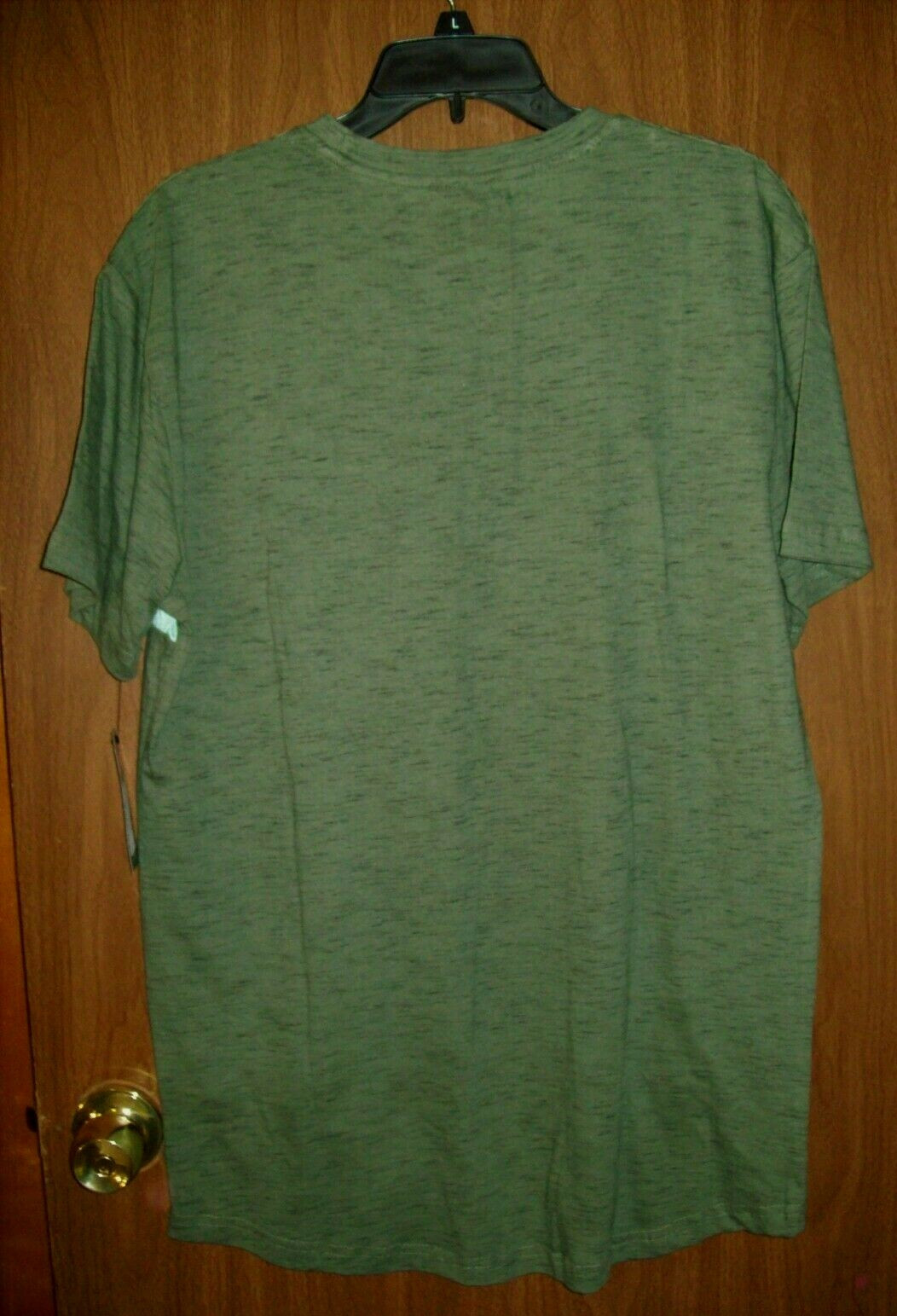 New Men's Straight Faded Zipper Accents T-Shirt, Large, Olive Green gallery