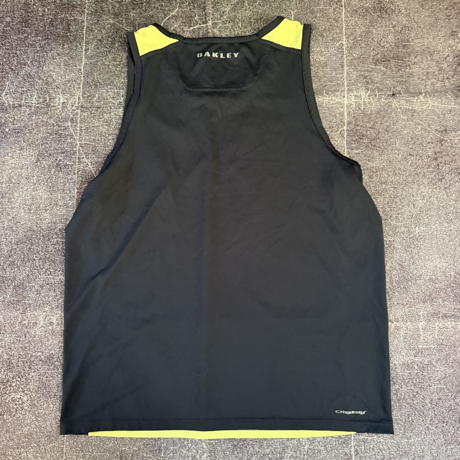 Men's Y2K Oakley Hydrolix Volt Yellow Gray Big Logo Tank Top Running Shirt Sz L gallery