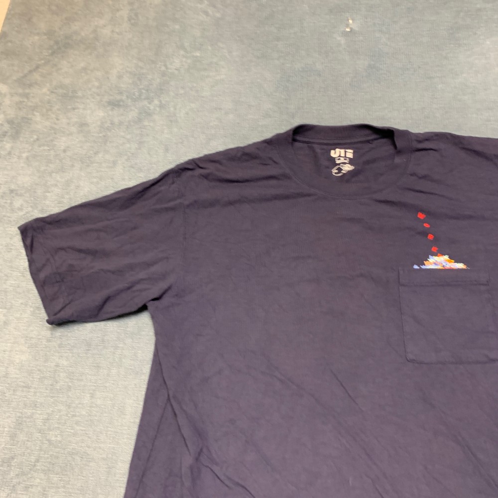 Uniqlo T-Shirt Mens Medium Navy Blue Cotton Work Graphic Casual Everyday Wear gallery