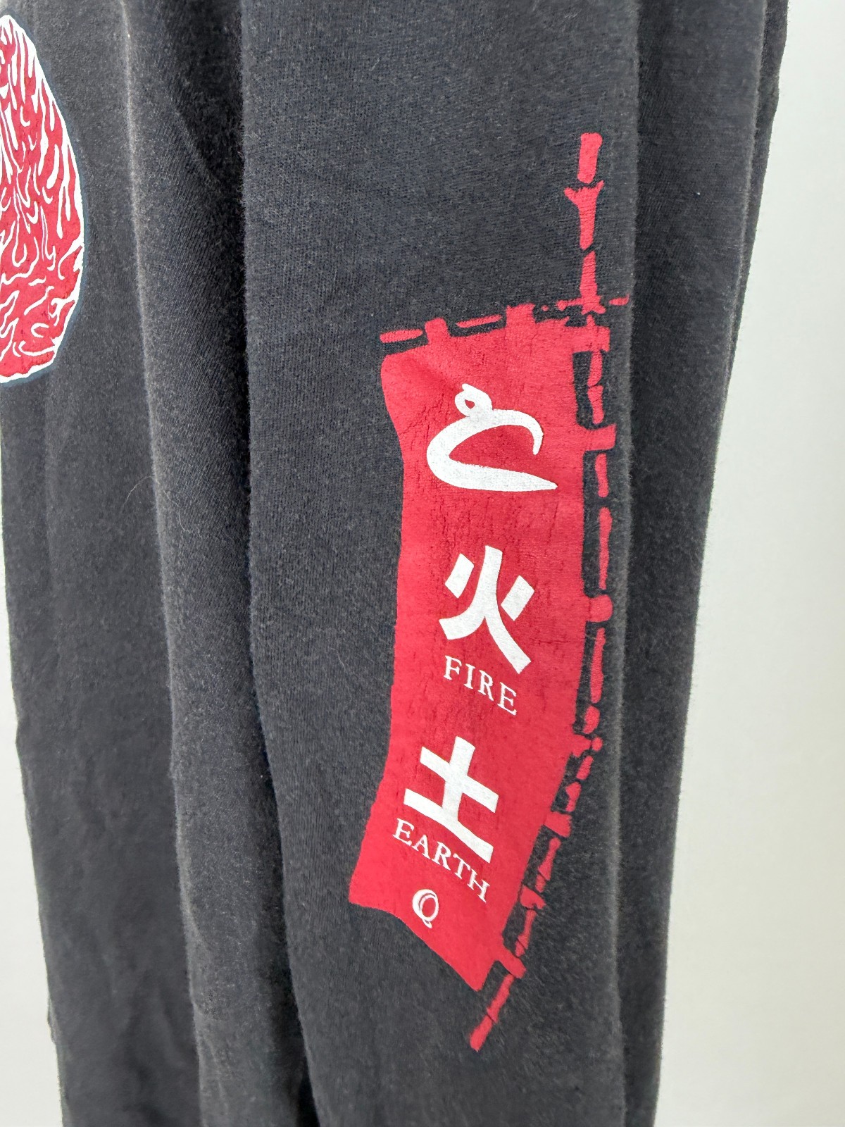 Carbon2Cobalt Shirt Men XL Fire Earth Ying Yang Graphic Long Sleeve Charcoal gallery