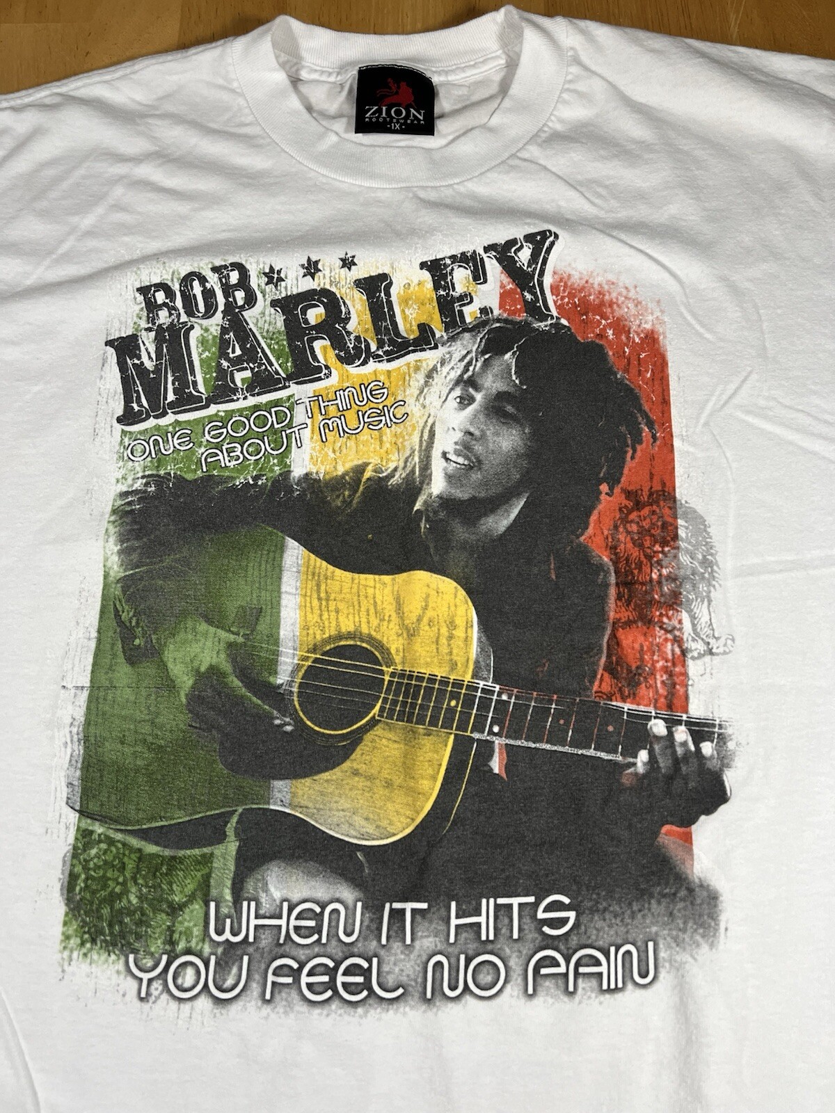 Zion Rootswear Bob Marley When It Hits You Feel No Pain Adult T-Shirt Size 1XL gallery