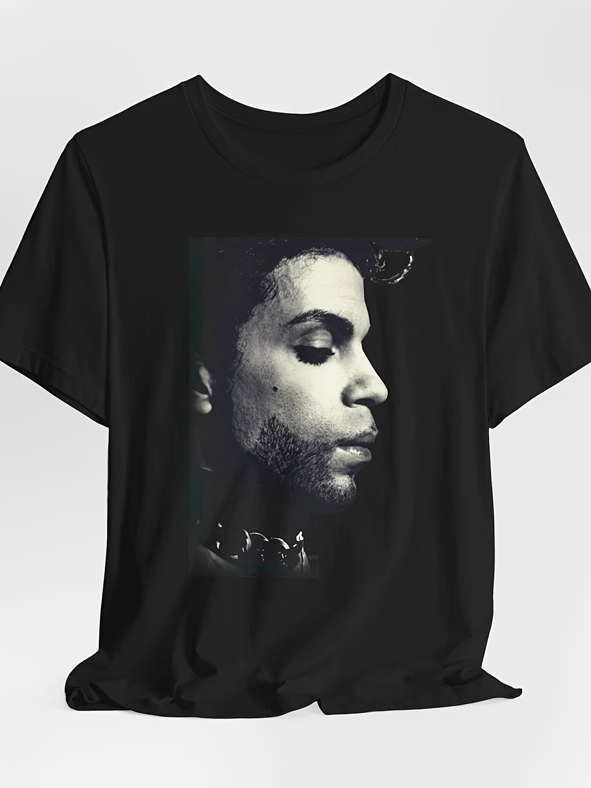 Men’s Prince Vintage Graphic T-Shirt Retro Music Icon Black White Portrait