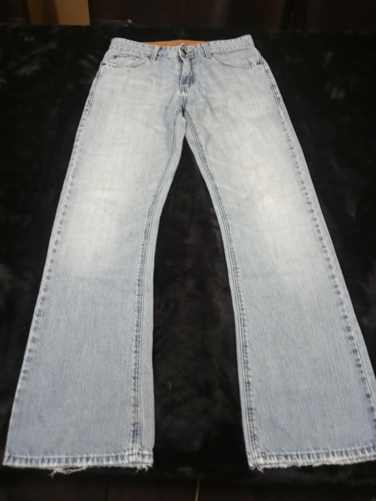 Levi & Strauss bootcut jeans size 29/30 gallery