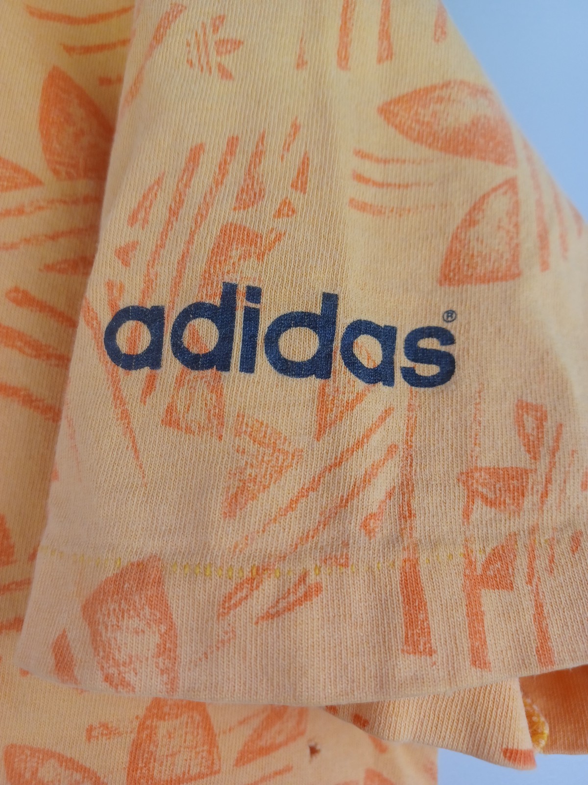 Vintage Adidas All Over Print Trefoil Logo T-shirt Mens Large AOP Colorful Beach gallery