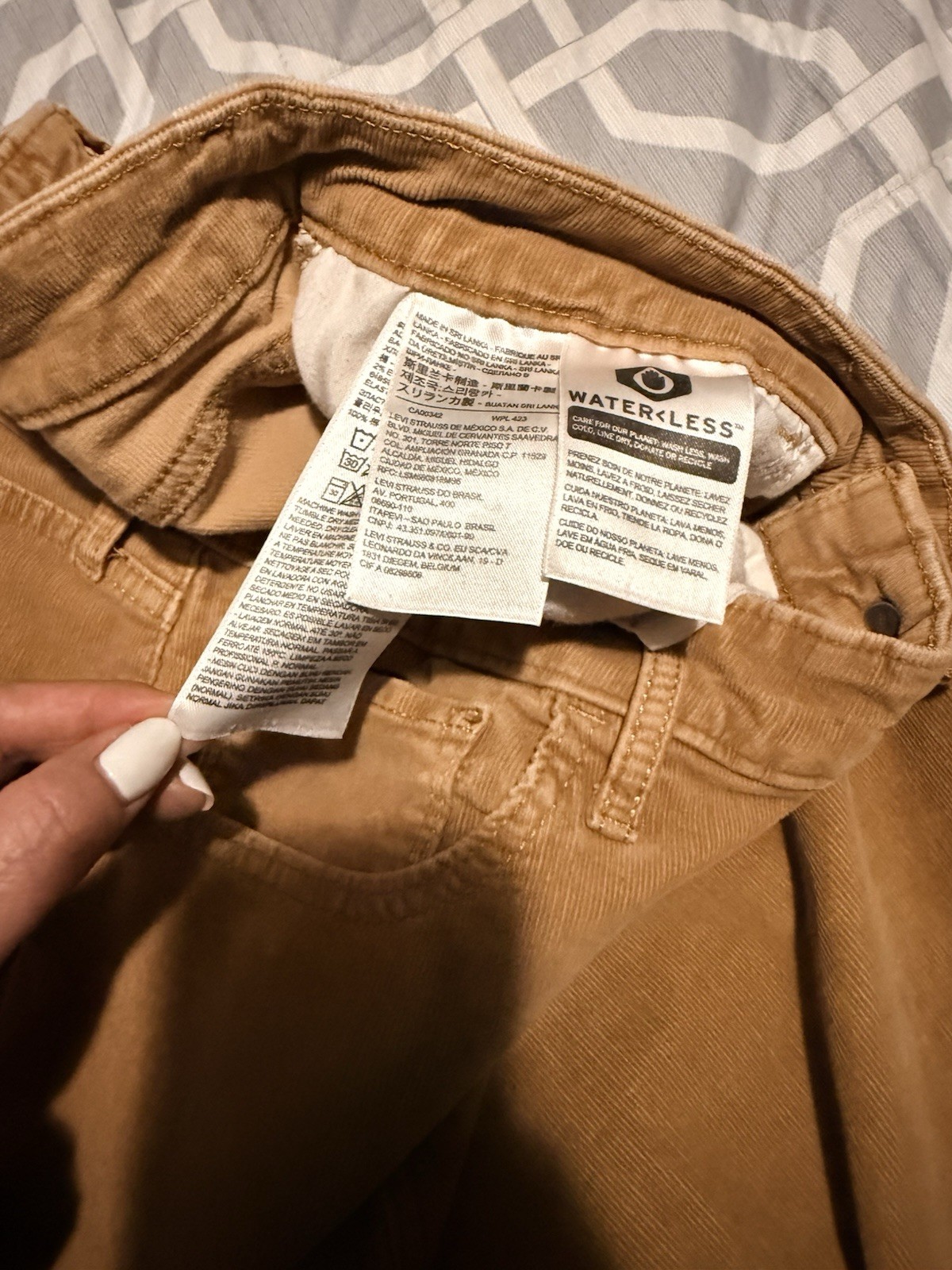 Levi's Men’s Pants 33X30 Brown Corduroy 721 High Rise Skinny Stretch Button Fly gallery