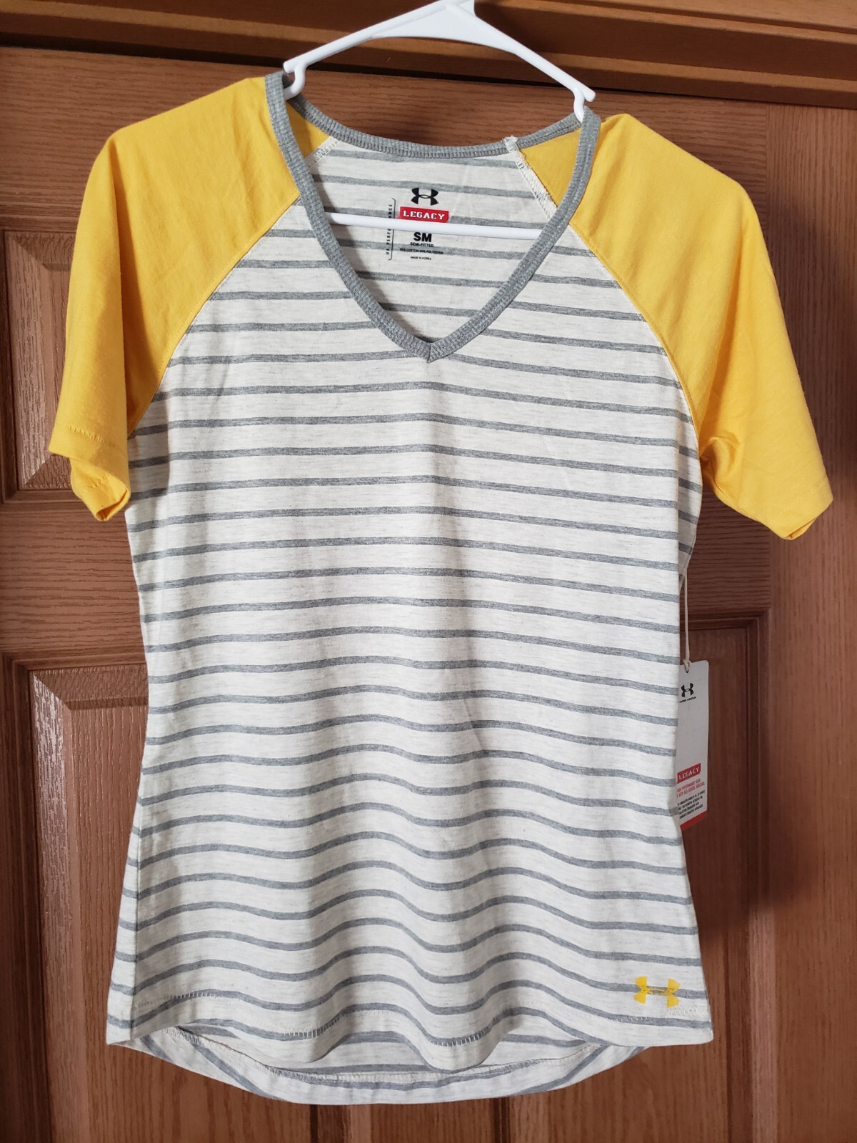NWT UNDER ARMOUR LEGACY MENS SMALL SEMI-FITTED..SHIRT NEW WITH TAGS LOOK.. gallery