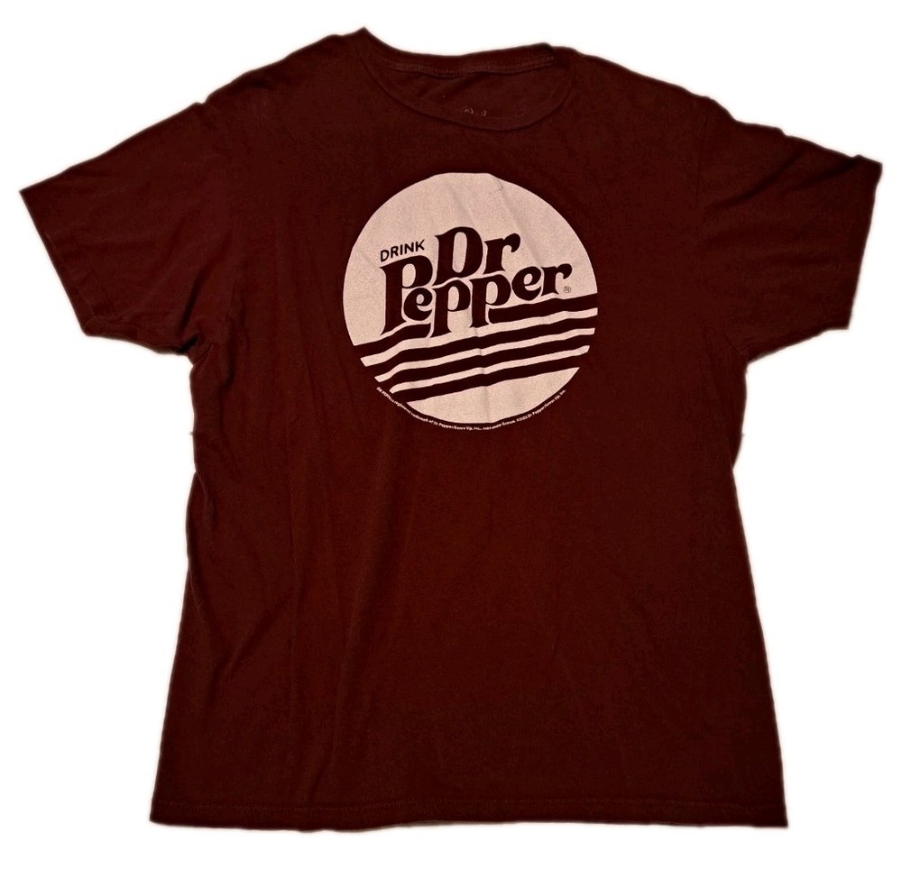 Drink Dr Pepper Logo Men’s Large Cotton T-Shirt Soda Logo Graphic Tee Luv Design