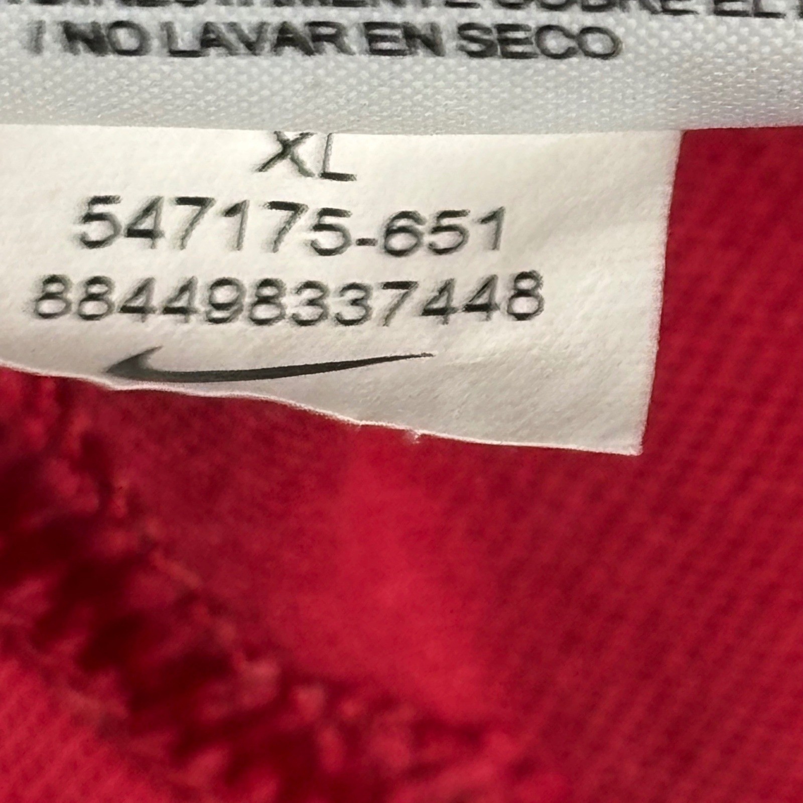 Nike FC Barcelona T-Shirt Mens XL Red Excellent Slim Fit 547175-651 Soccer gallery