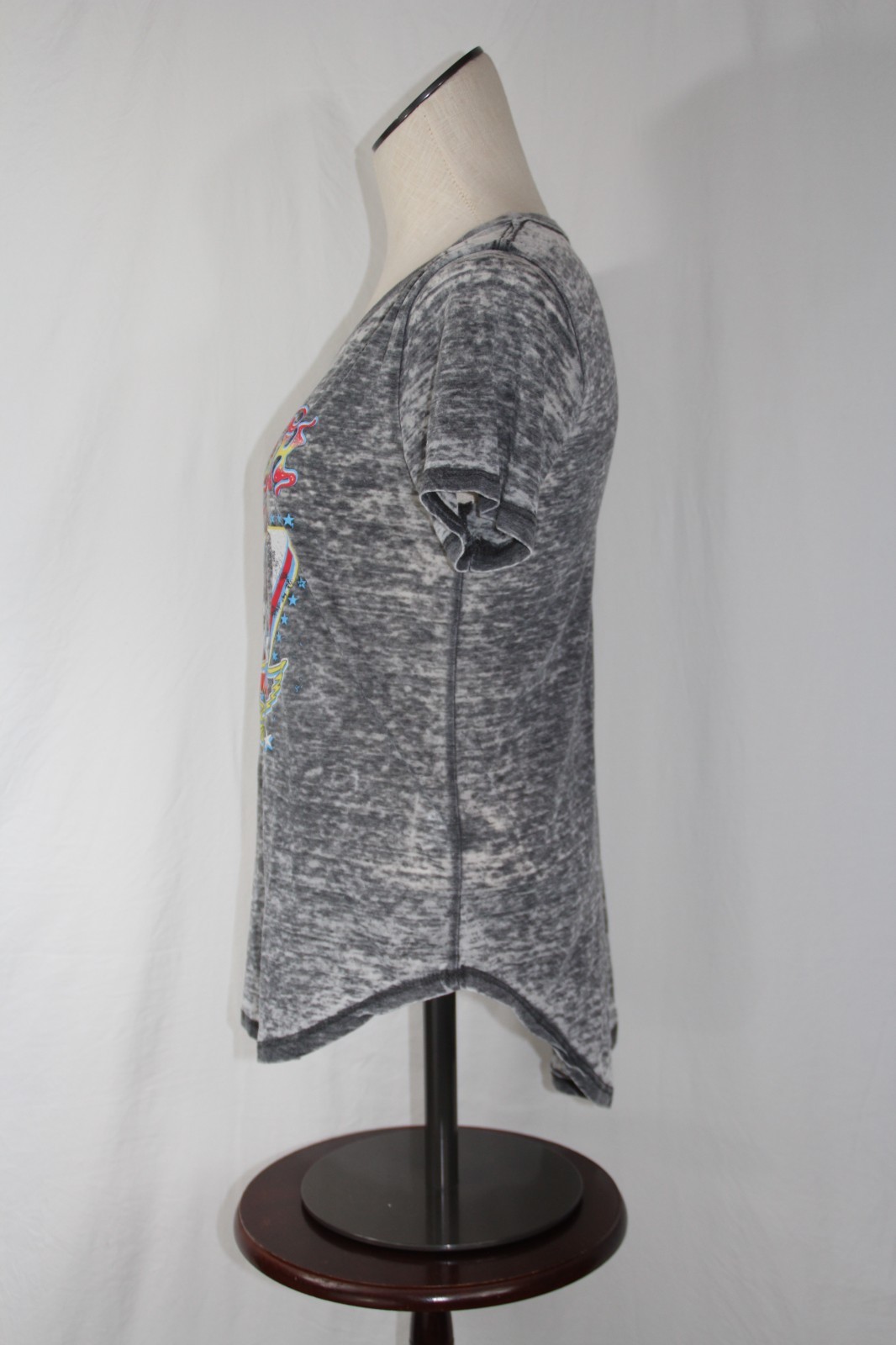 Aerosmith Womens World Tour T-Shirt Size Medium Multicolor Graphic Gray Burnout gallery