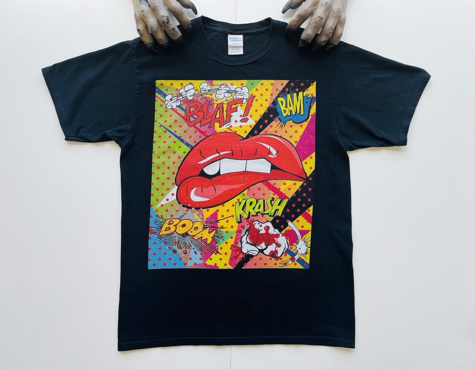 Lovely Lips Retro Pop Art T-Shirt Size Medium Lips Comic Pop Art Black T-shirt M gallery