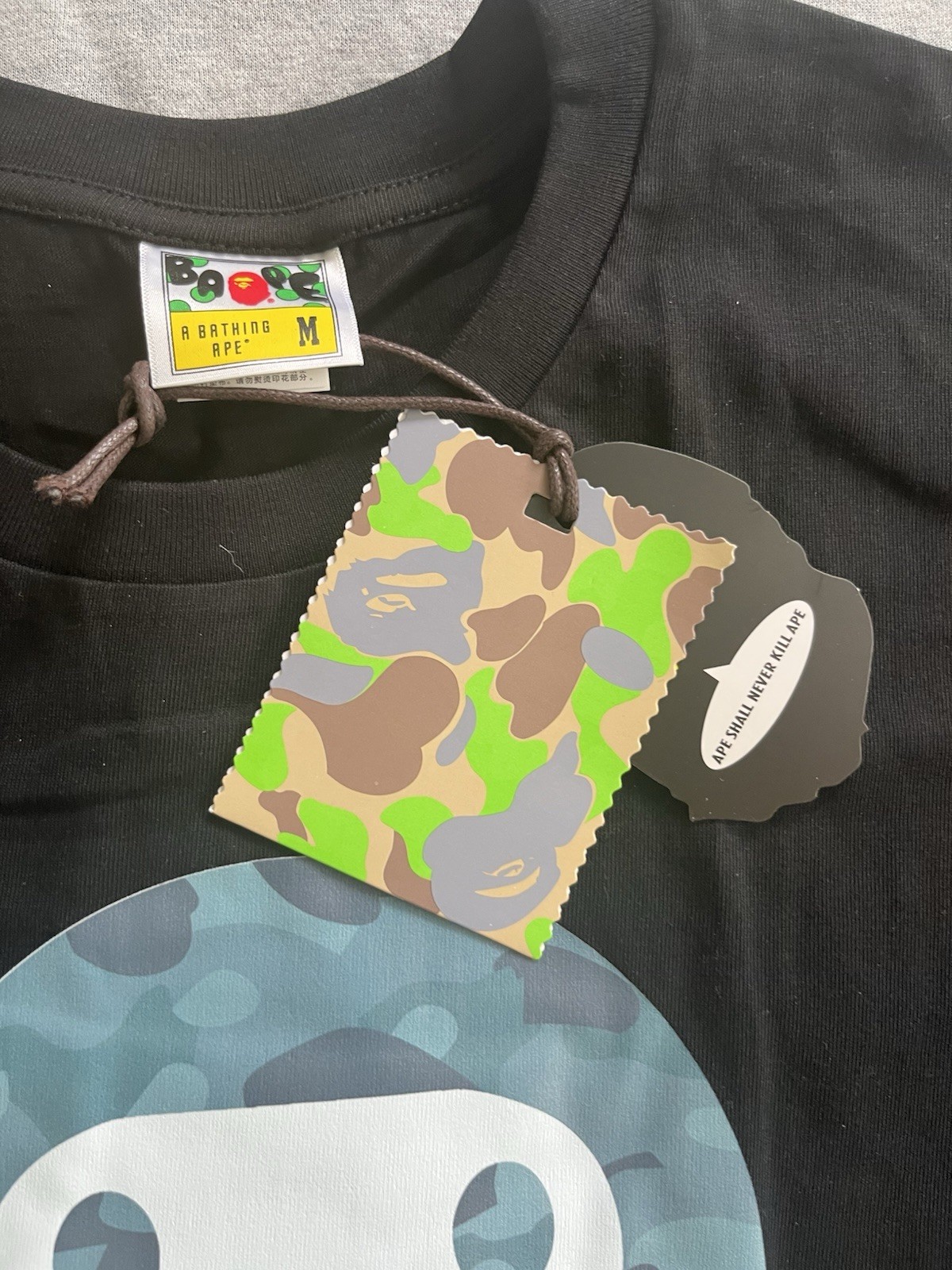 A Bathing Ape BAPE Baby Milo Black Graphic Print Logo Crew Neck T-Shirt M gallery