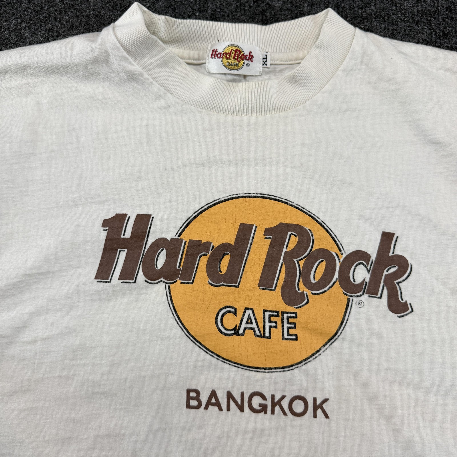 Hard Rock Cafe Bangkok Shirt Mens XL White Logo Tourist Souvenir Tee Thailand gallery