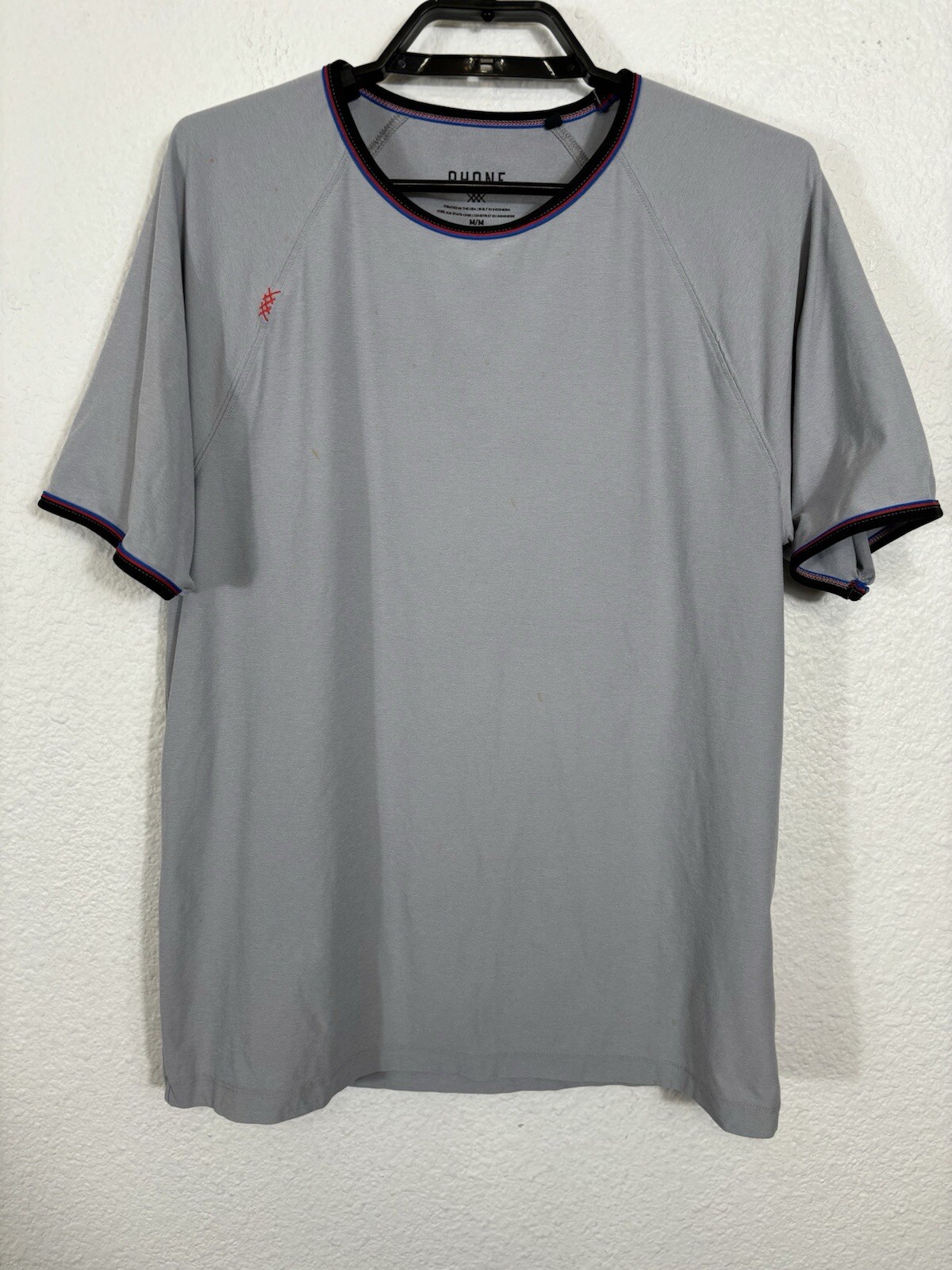 Rhone Shirt Mens Medium Gray Short Sleeve Nylon Blend *Spotting