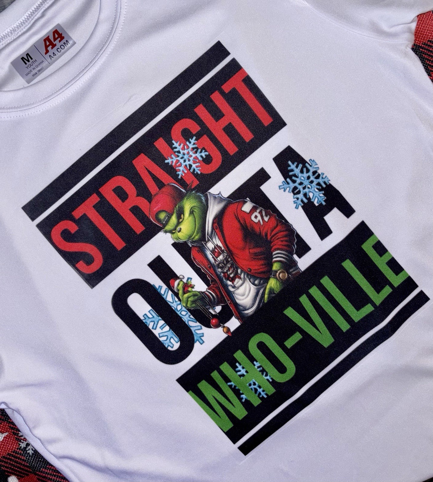 A4 youth Med Grinch Dr. Seuss Whoville Graphic T-Shirt White Short Sleeve gallery