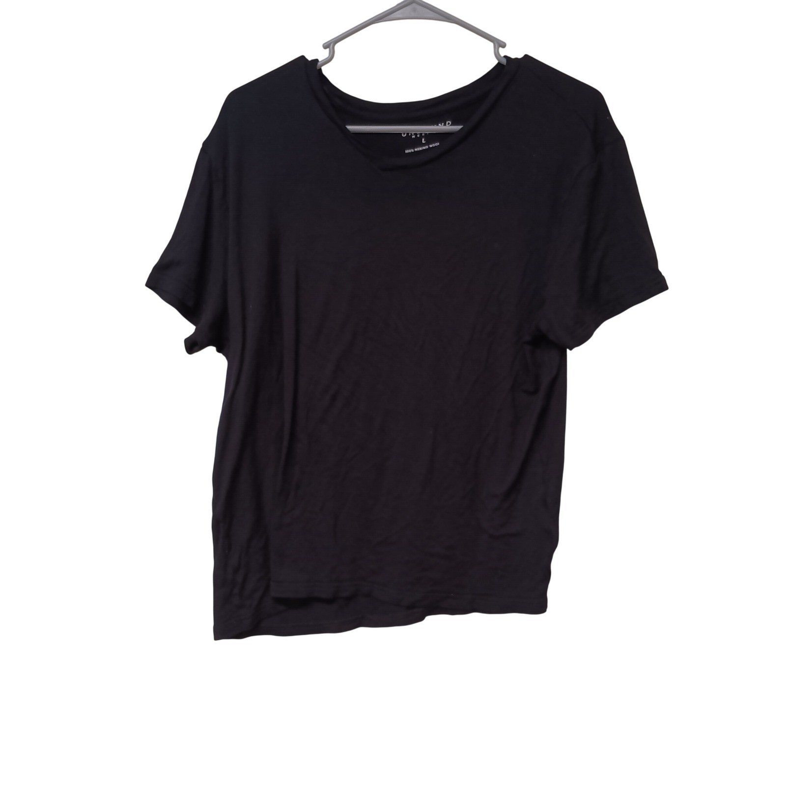 Unbound Merino Wool Men's Black V-Neck Short Sleeve T-Shirt Size L gallery