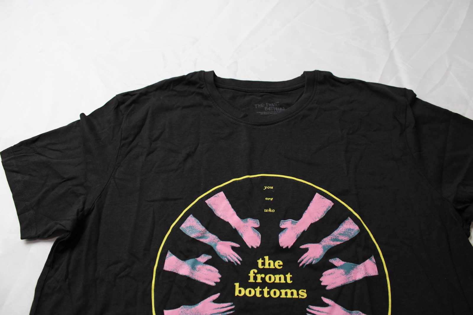 The Front Bottoms Unisex Adult's Circle Hands Graphic T-Shirt EH6 Black Large gallery