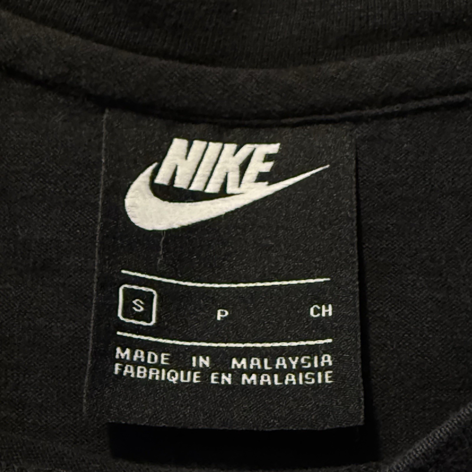 Nike Sportswear WorldTour Glow In The Dark Long Sleeve T-Shirt gallery