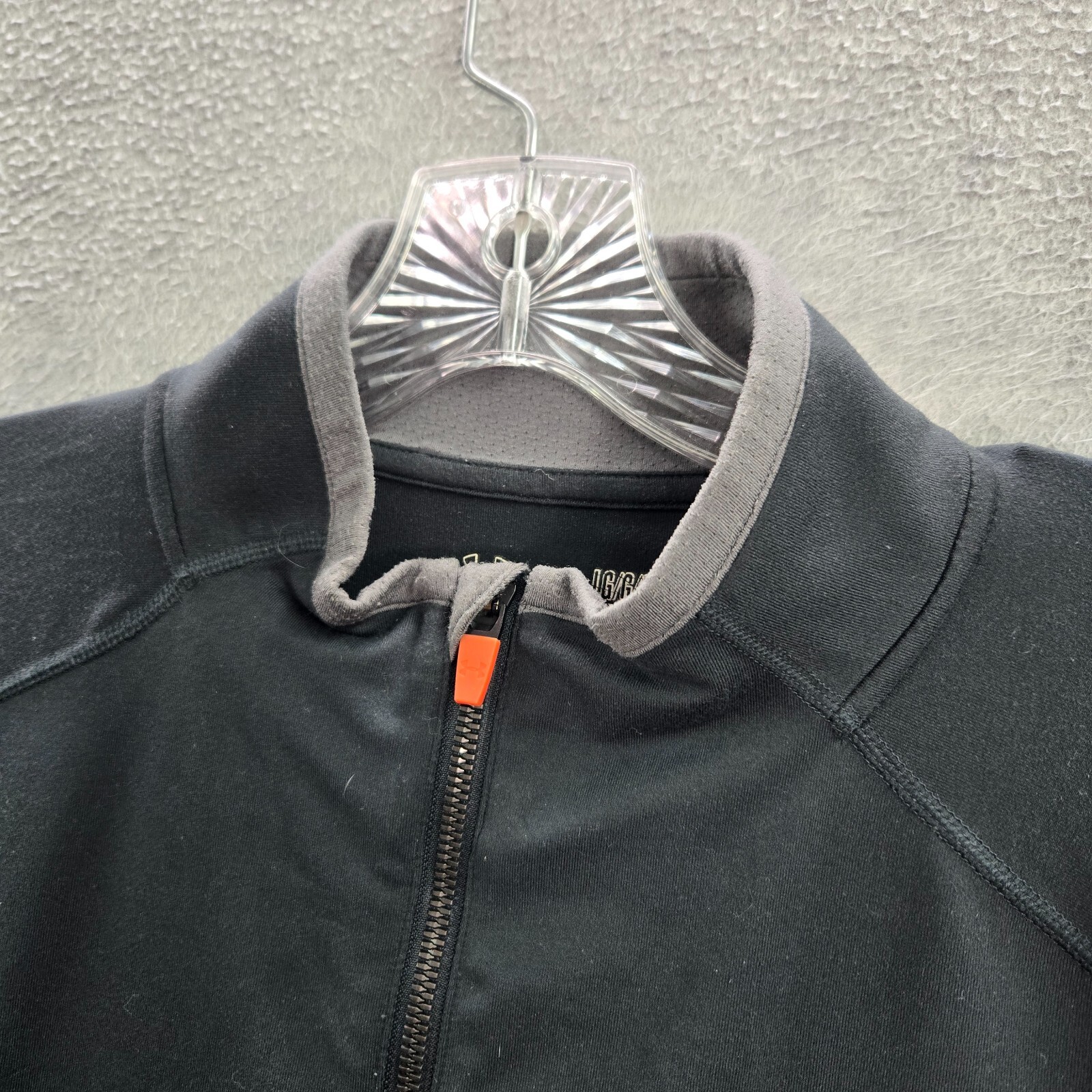 Under Armour Men Shirt Large Black Logo All Season Gear 1/4 Zip Fitted gallery