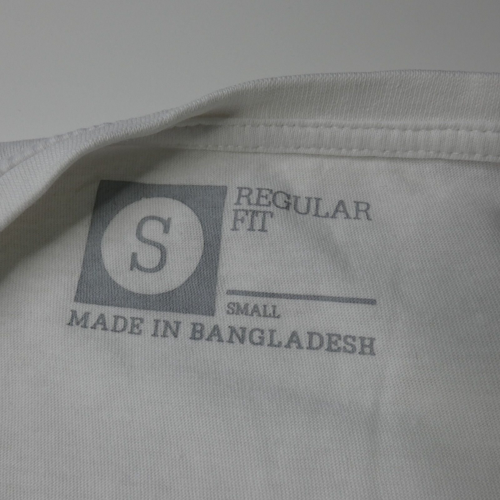 Cedarwood State T Shirt White Casual 100% Cotton Essential Minimalist Size S gallery