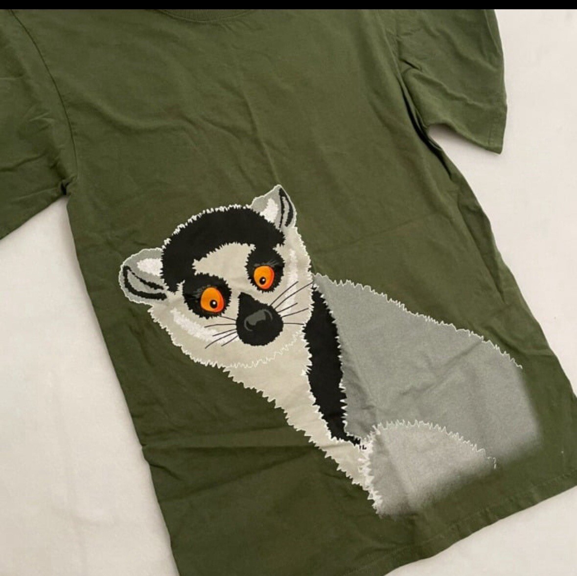 Madagascar 3D Promo Leemur Fruit of the Loom Green Tshirt 0037 gallery
