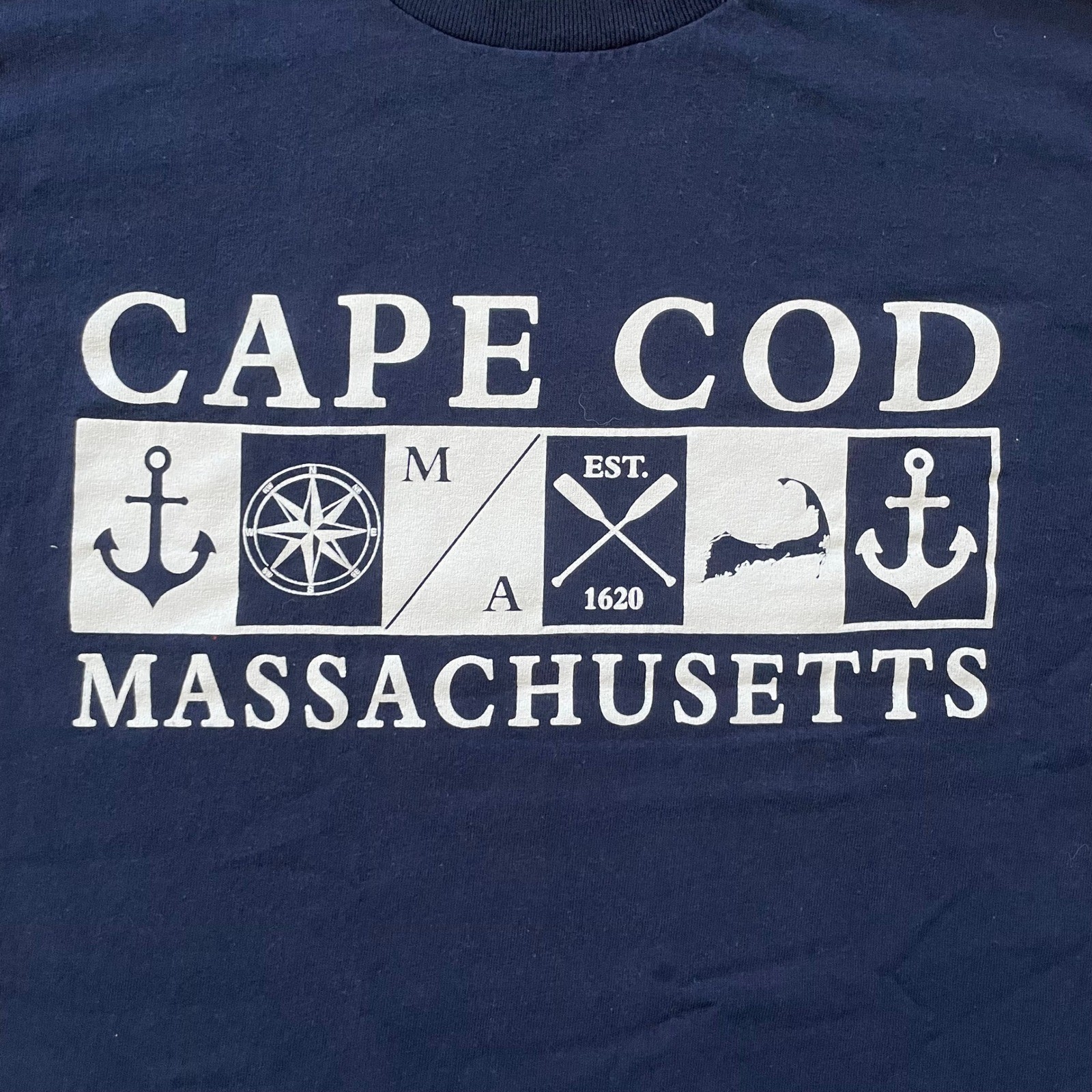 Gildan Mens M T-Shirt Navy Blue Cape Cod Massachusetts Graphic Nautical Anchor gallery