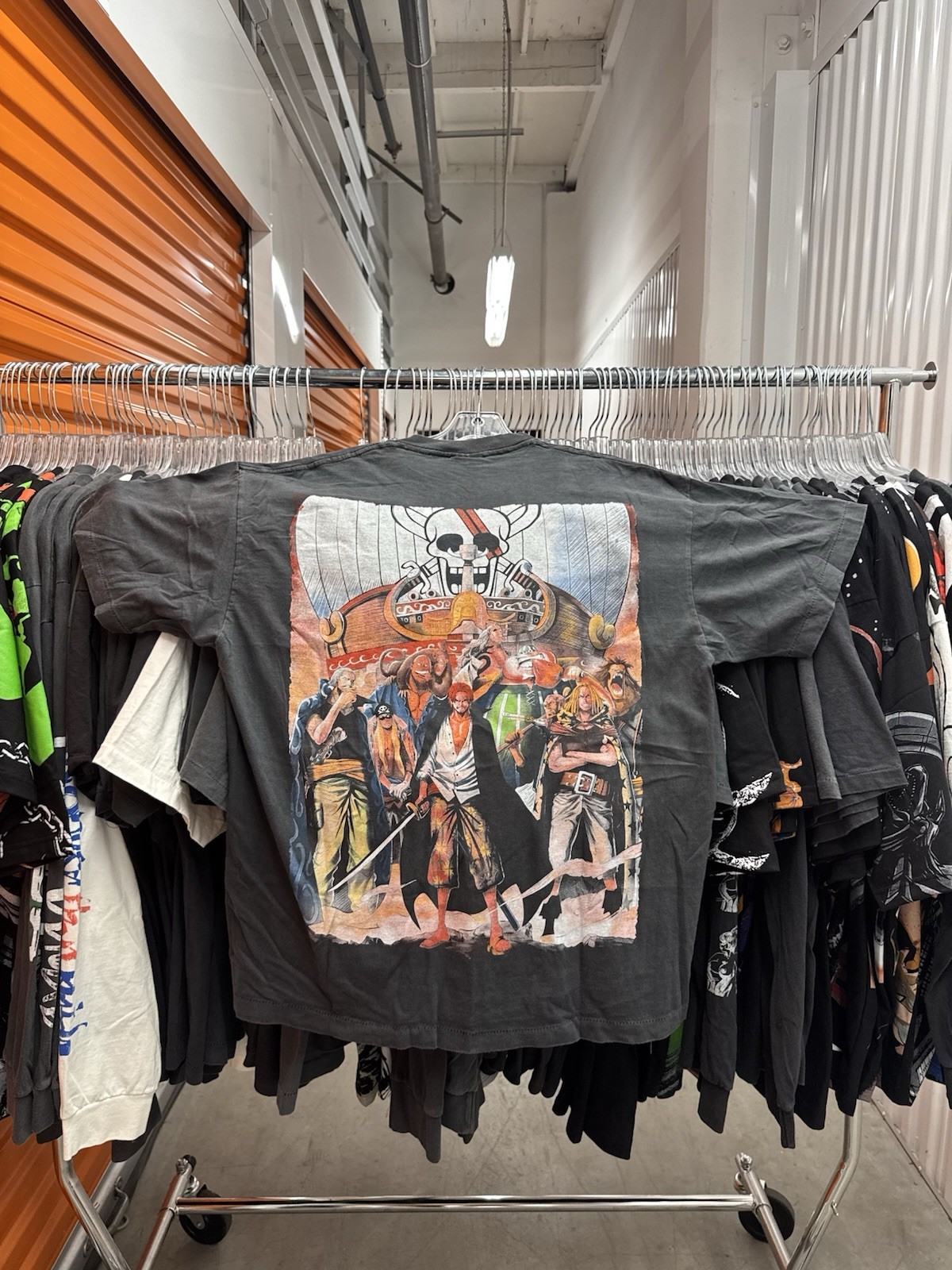 One Piece Shanks Pirates Anime Vintage Reprint T-shirt Size Large Single Stitch gallery