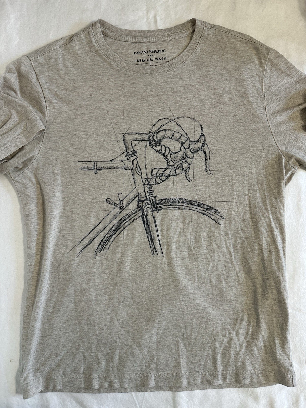 Mens Banana Republic T Shirt Med Arabian Spice Half Bike Sketch Thin Soft gallery