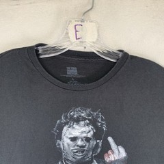 Texas Chainsaw Massacre Middle Finger Men’s Large Fade Black T-Shirt Leatherface