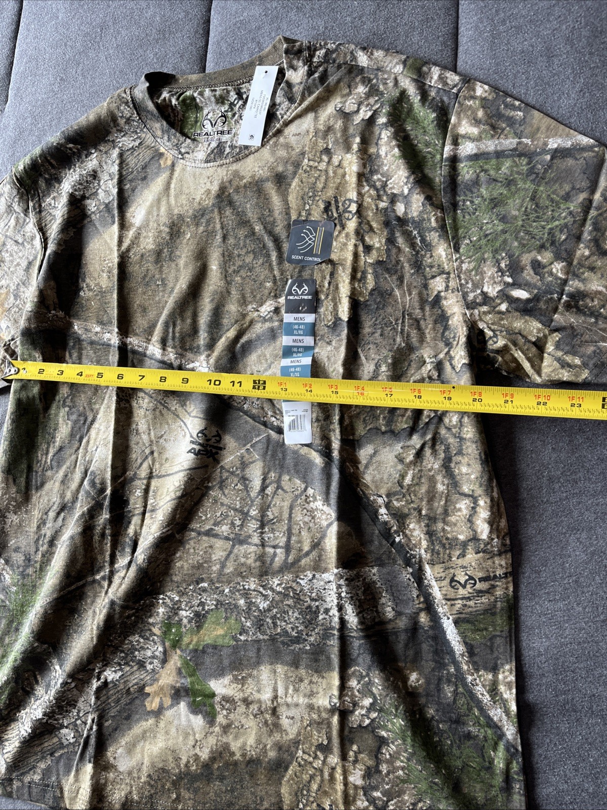 NEW MEN'S SIZE LG REALTREE APX SCENT CONTROL HUNTING CAMO SHORT SLEEVE T-SHIRT gallery