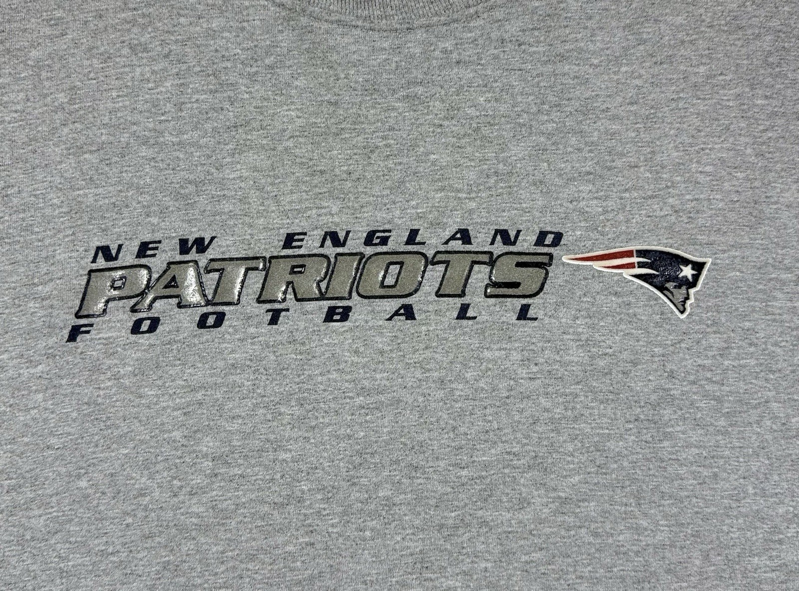 Vintage Y2K Reebok NE Patriots grey graphic Single Stitch t shirt men XL gallery