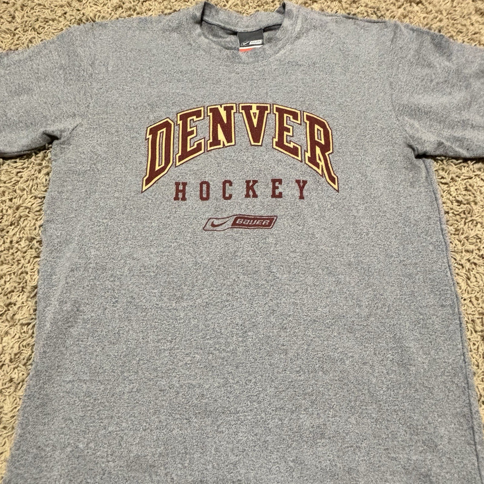 VTG Y2K Nike X Bauer Denver Hockey T-Shirt M gallery