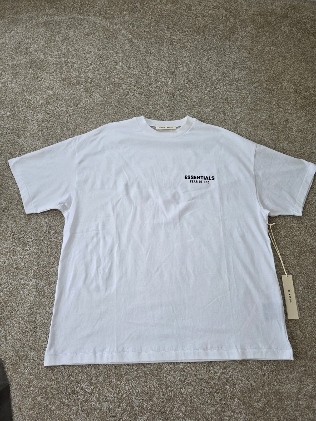 Fear of God Essentials Men's White Crew Neck Short Sleeve Logo Graphic Tee gallery