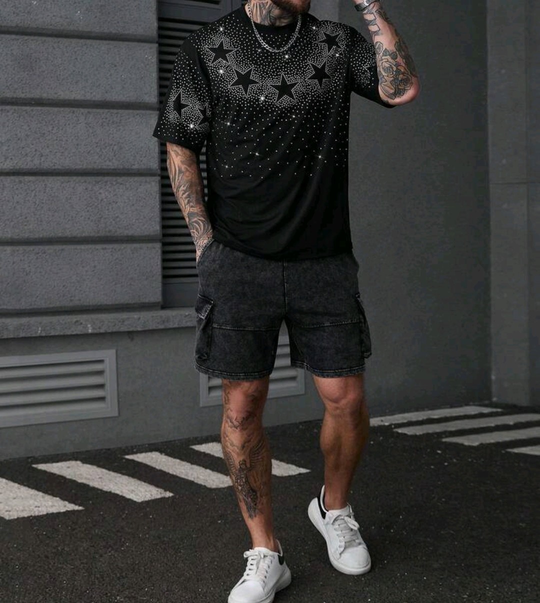 New Men Luxury Diamond Star Rhinestones Fashion Black T-Shirt High Quality gallery