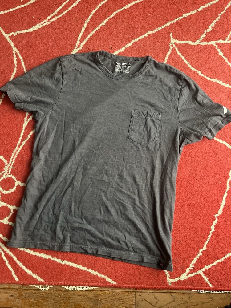 Faherty Sunwashed T-shirt Men L Gray Short Sleeve Crewneck Organic Cotton Pocket