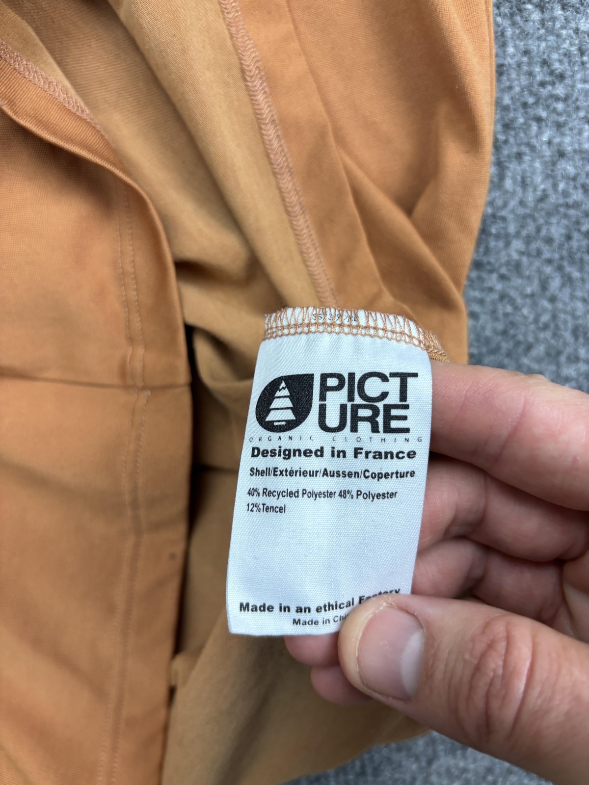 Picture Organic Clothing Shirt Mens Small Brown Recycled Blend Logo Tee Crewneck gallery