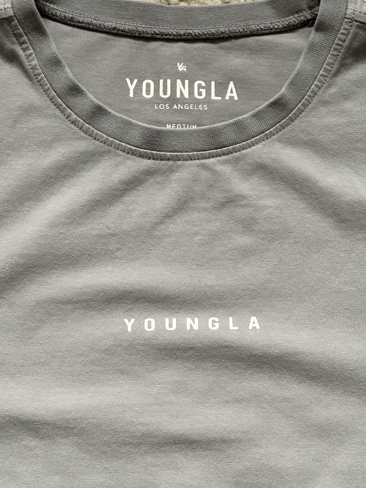 YoungLa T Shirt Grey Size Medium Short Sleeve gallery