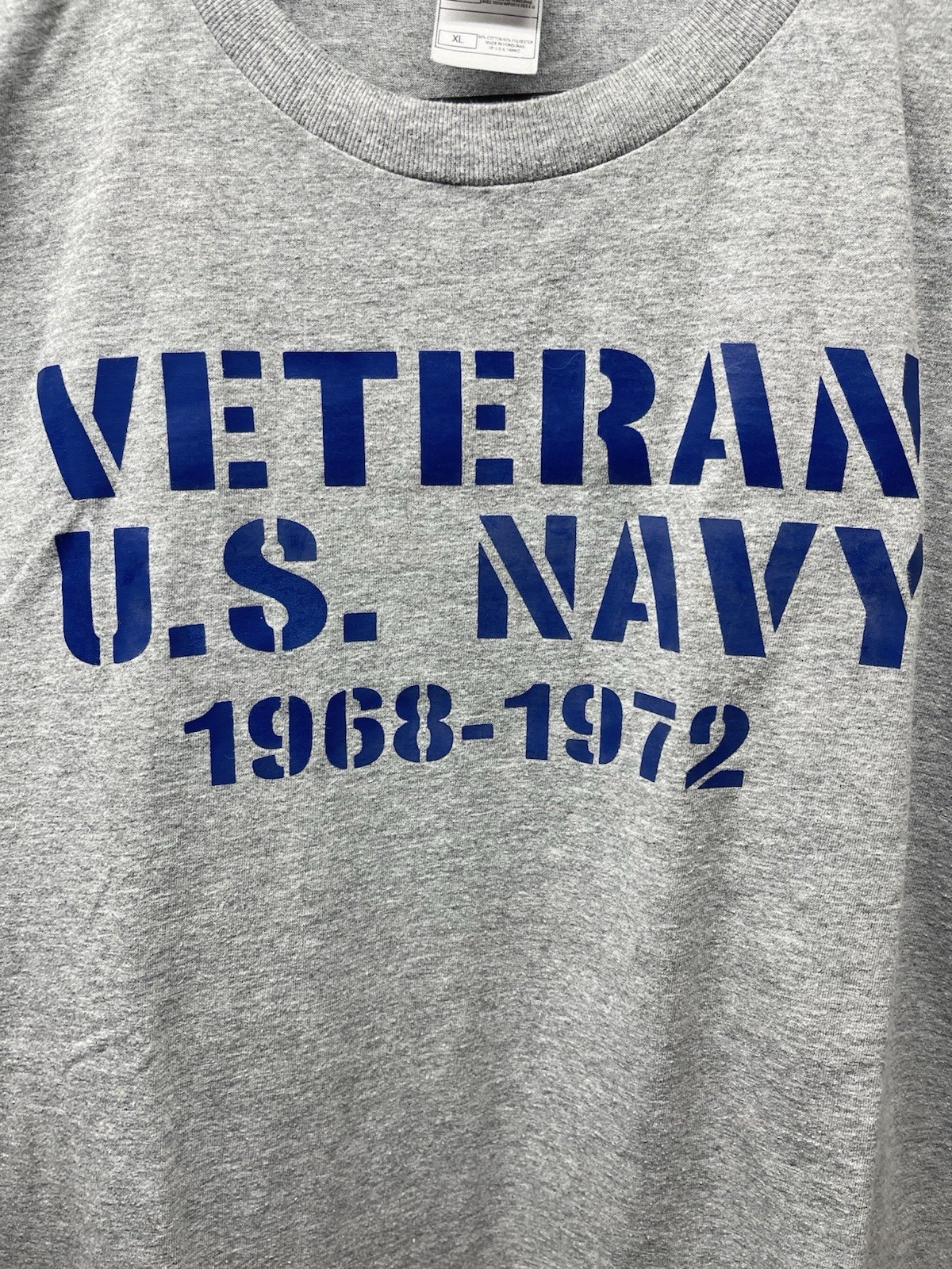 Fruit of the Loom Best Men's XL Gray Crew Neck Graphic T-Shirt U.S. Navy Vet gallery