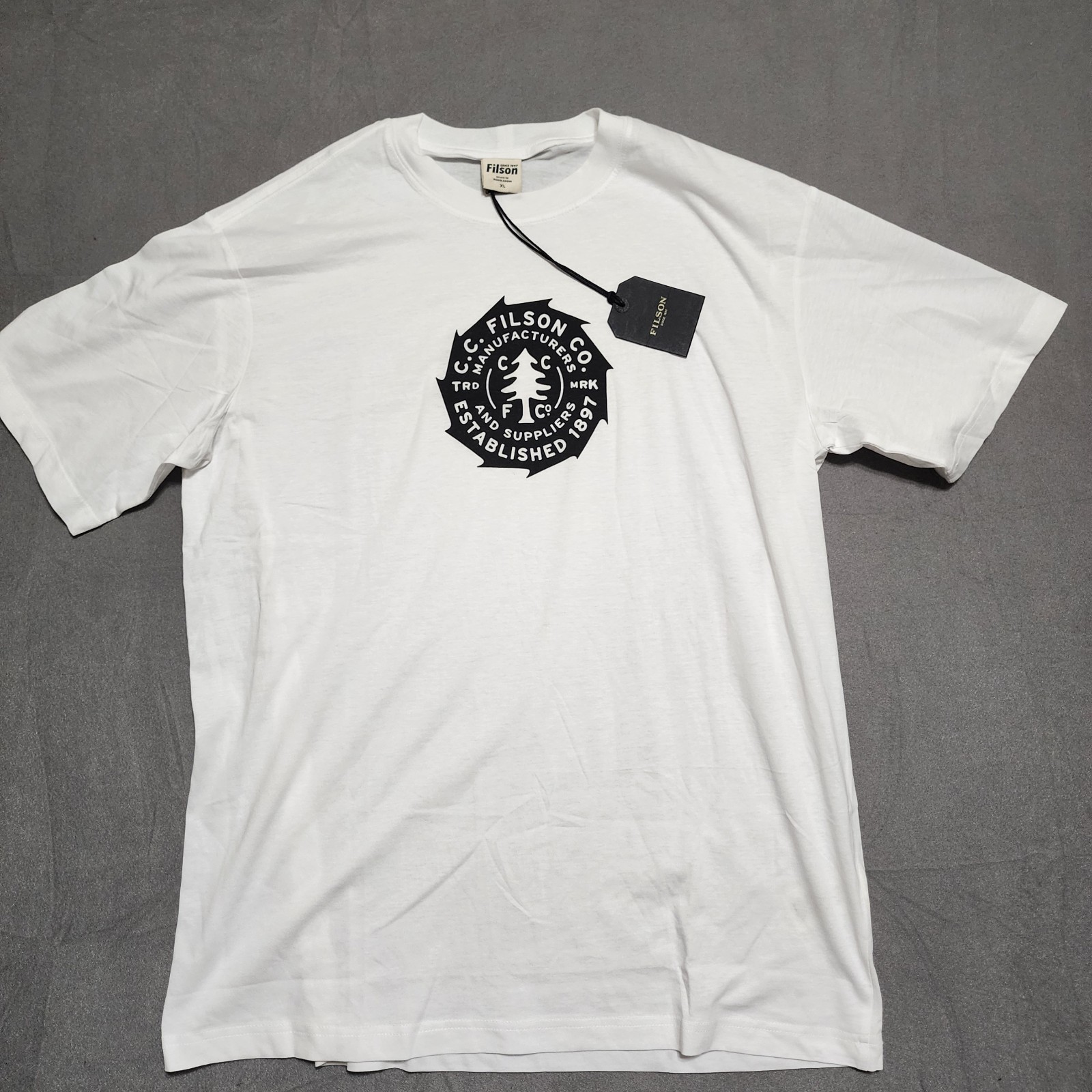 CC Filson New Circle Saw Blade Graphic Logo T-Shirt Men's XL White Cotton NWT gallery
