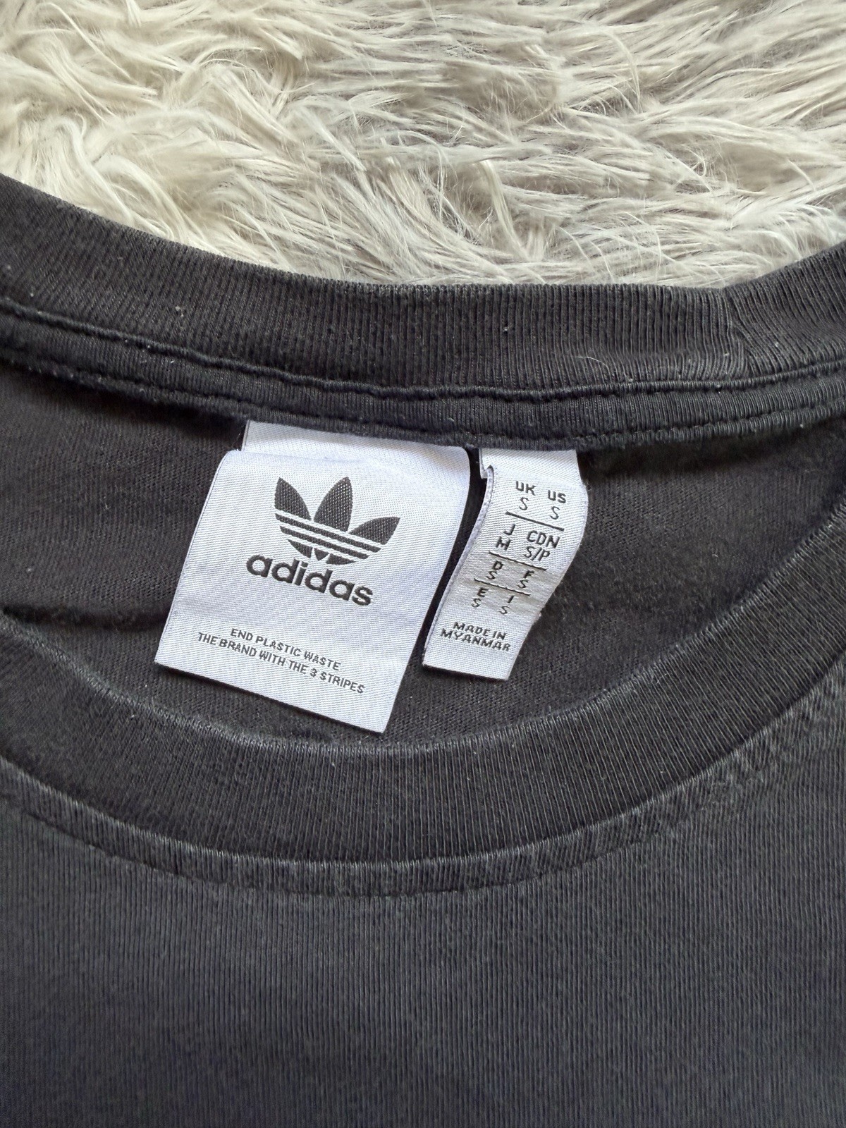 adidas Originals Men's Black FUN Graphic Crew Neck T-Shirt Size S gallery