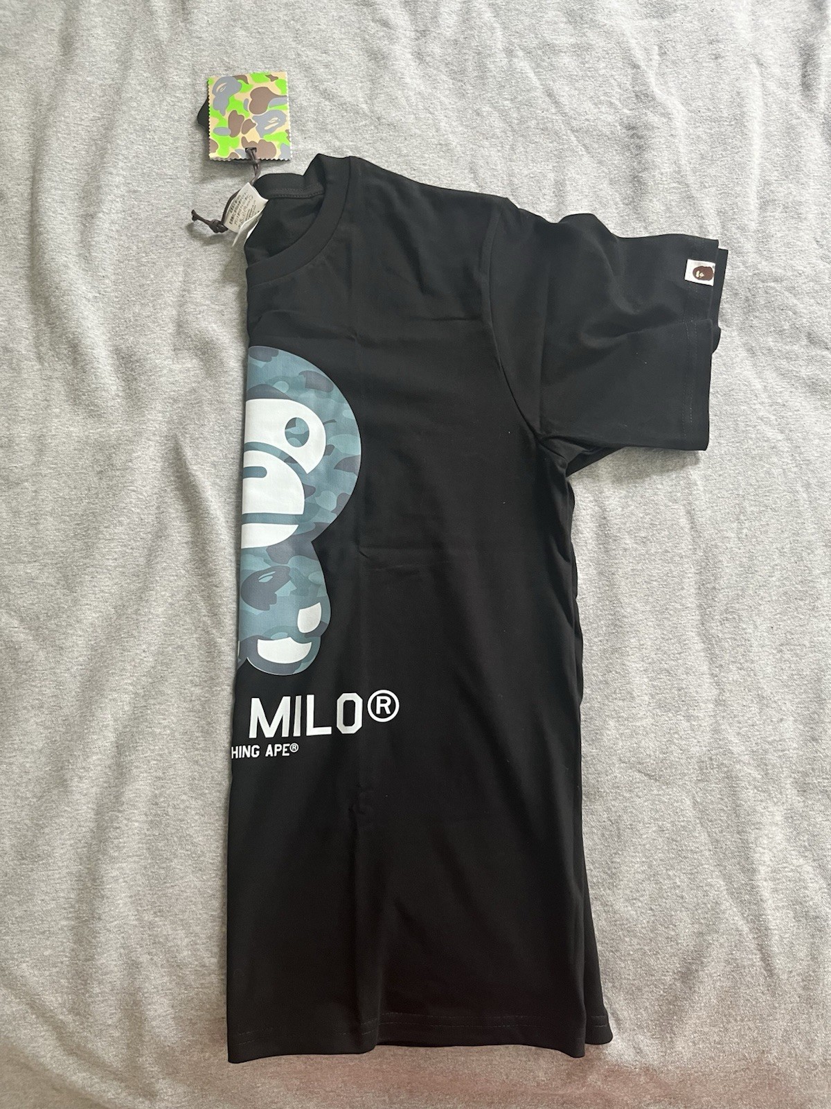 A Bathing Ape BAPE Baby Milo Black Graphic Print Logo Crew Neck T-Shirt M gallery