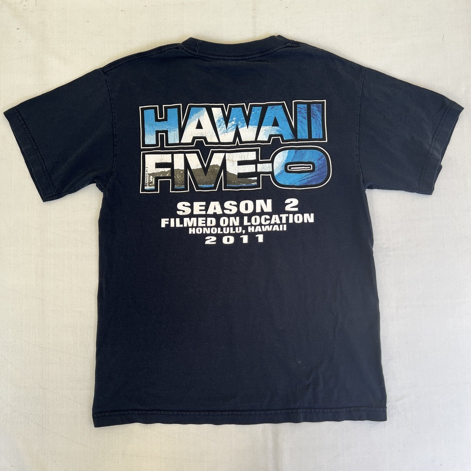 Hawaii 5-0 Five-0 Shirt Adult Medium Blue TV Season 2 Film Crew Kono Grip 2272 gallery