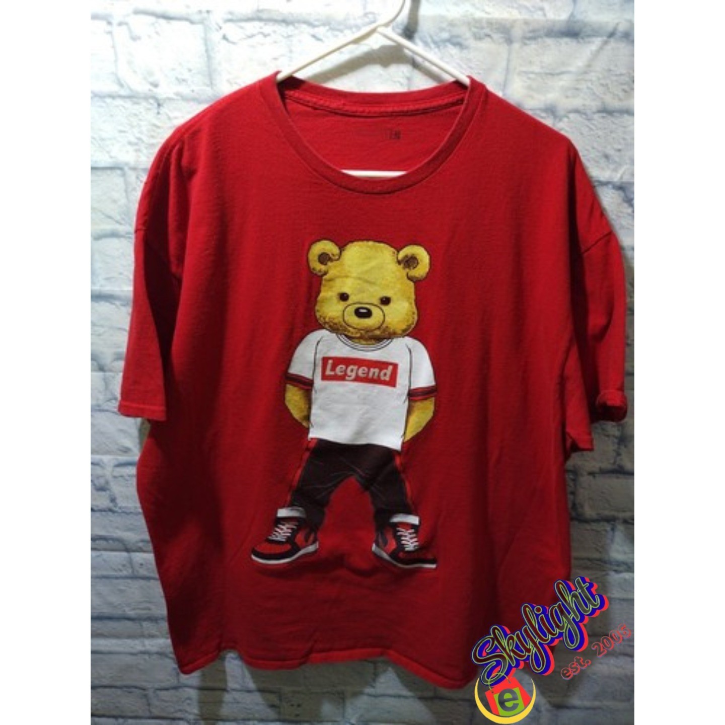 Fruit Men's Red Streetwear Supreme Style Legend Bear Shirt Size X Large gallery