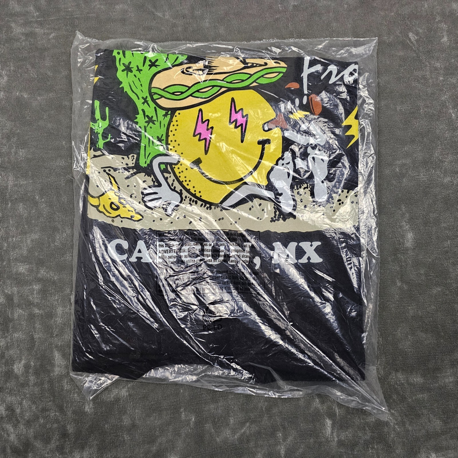 J. Balvin T-Shirt Adult Large Mexico Cancun Tour Festival Reggaetón Tee Black gallery