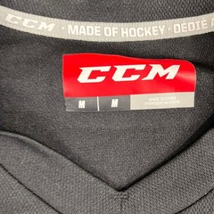 men’s black medium CCM long sleeve t-shirt excellent condition