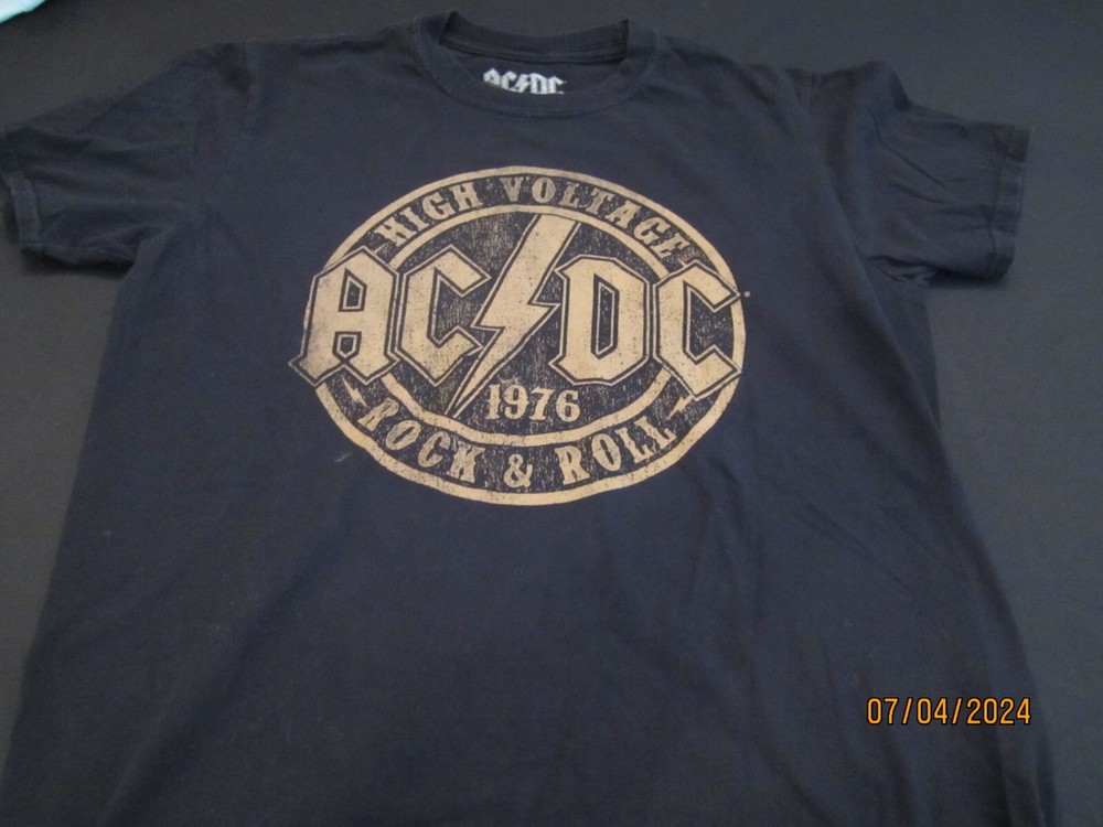 AC/DC High Voltage T-Shirt – Black – Medium