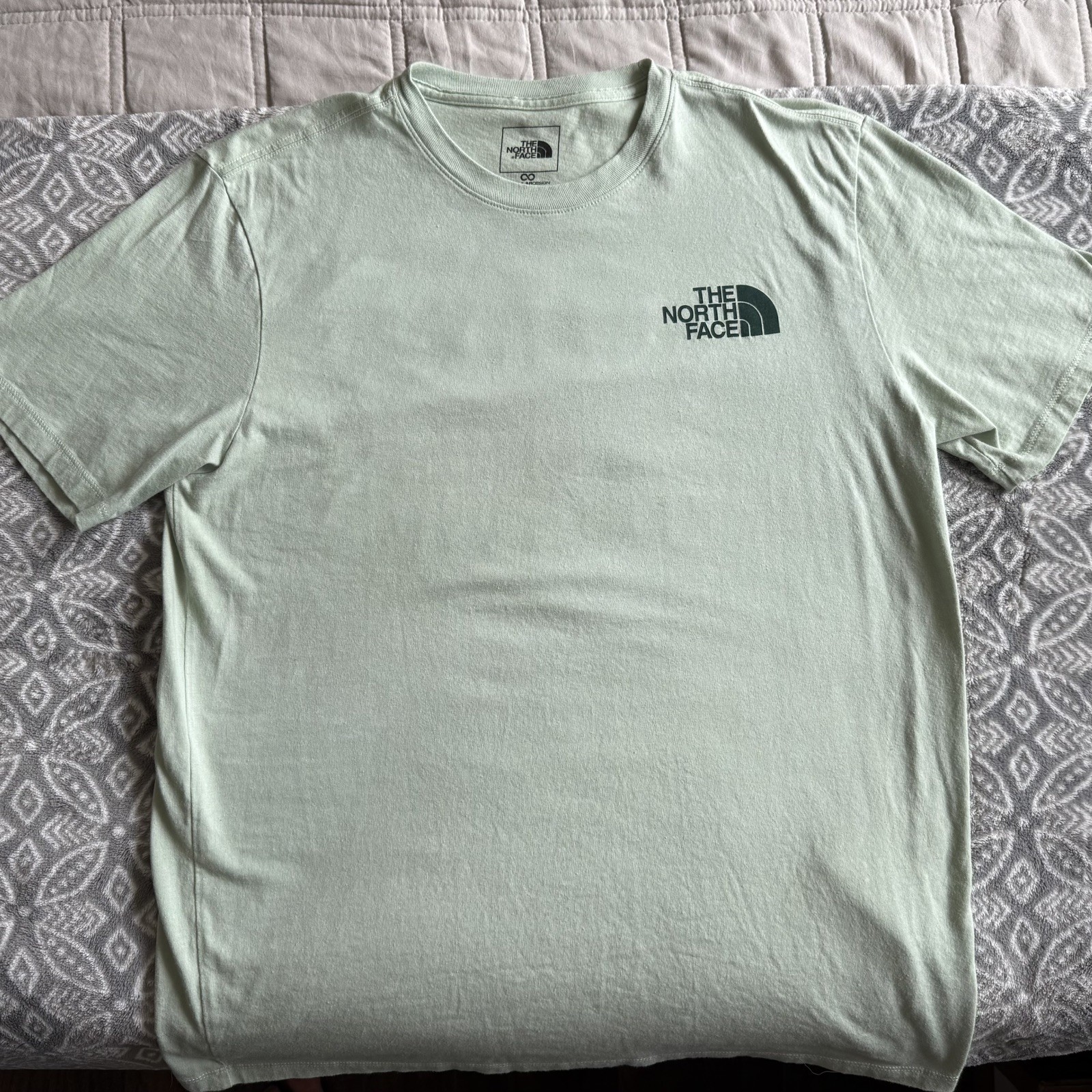 The NORTH FACE Maroon Men's M Standard Fit “Yosemite” Logo Tshirt NWT gallery
