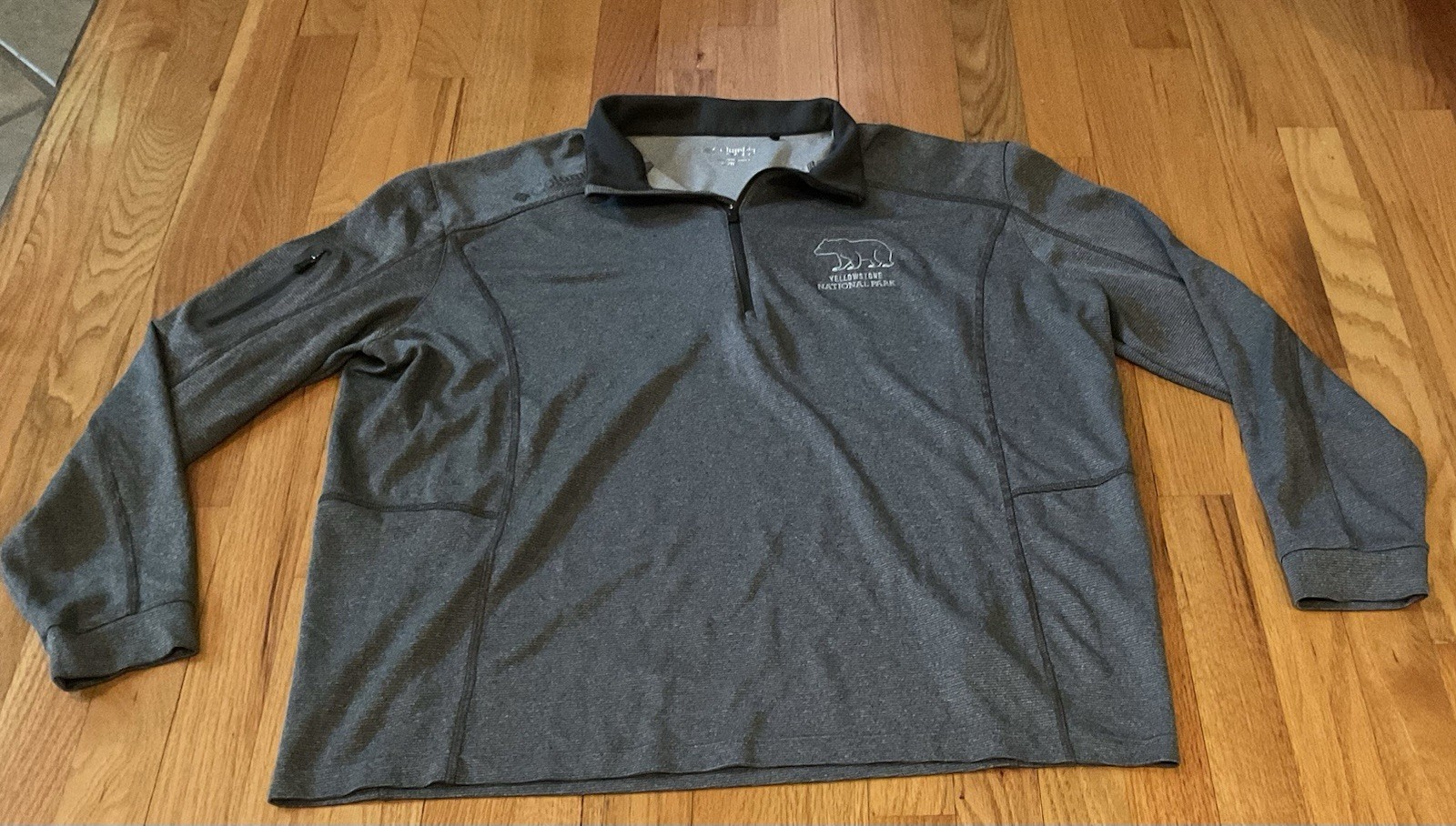 yellowstone national park Bear Men’s L Columbia Polyester 1/4 Zip Pullover gallery